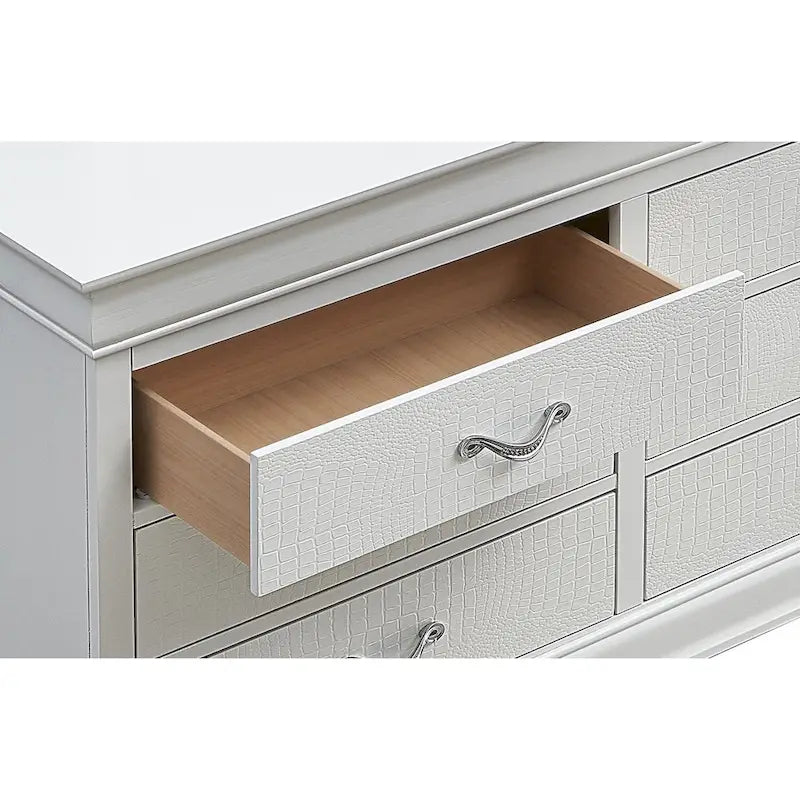 Commode transitionnelle à 6 tiroirs — Poignées chromées, accents faux cristal, 150 cm l.