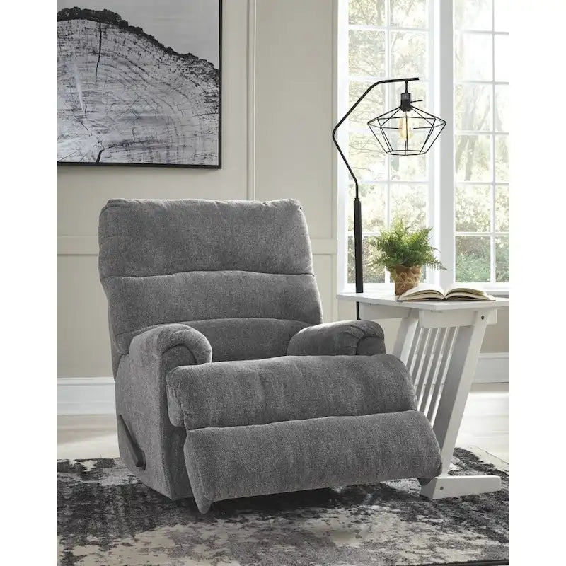 Table basse blanc cassé vieilli avec 2 tiroirs et une étagère — 121 cm L