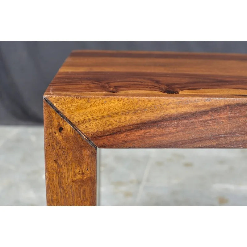 Banc artisanal en bois de Sesham massif (Inde) – Finition Noyer Miel