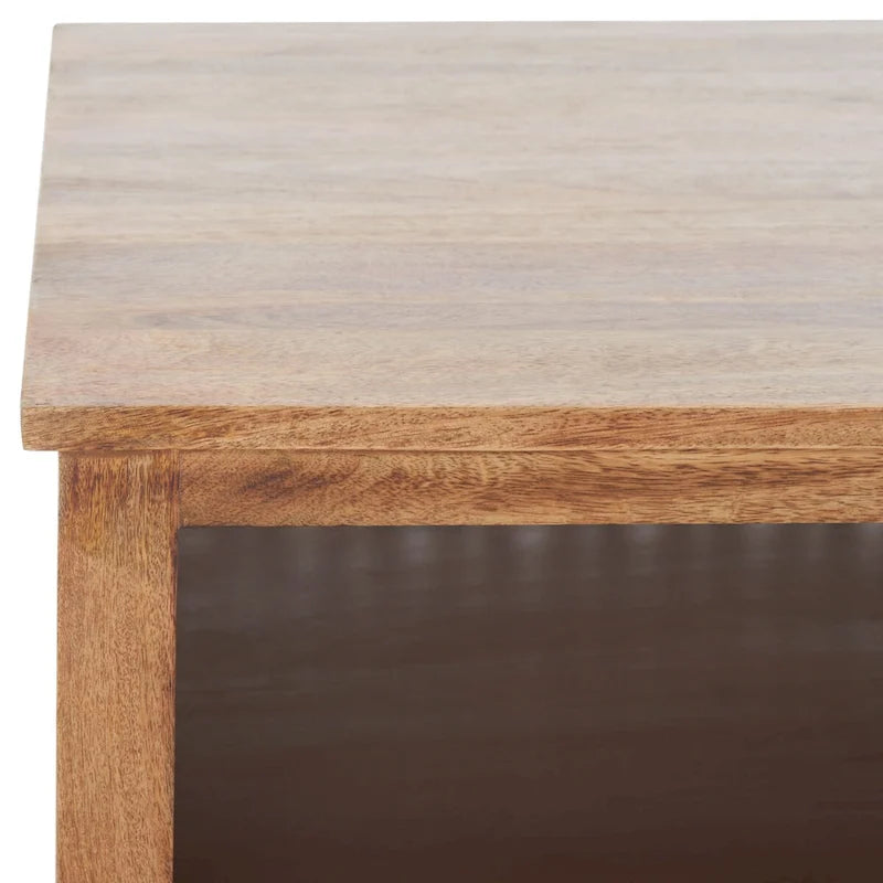 Table basse carrée à étagère unique avec sculptures ajourées — 86 cm